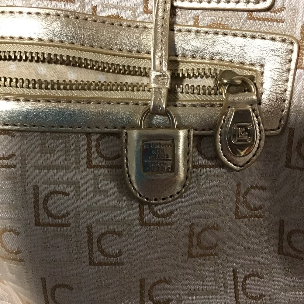 Purse - Picture 5 of 5